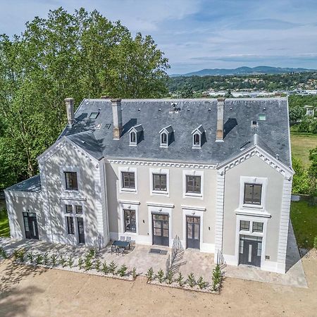1 - Grand Appartement Spacieux Dans Un Chateau Du 17Eme Siecle, A 15Min De Lyon Vourles Luaran gambar