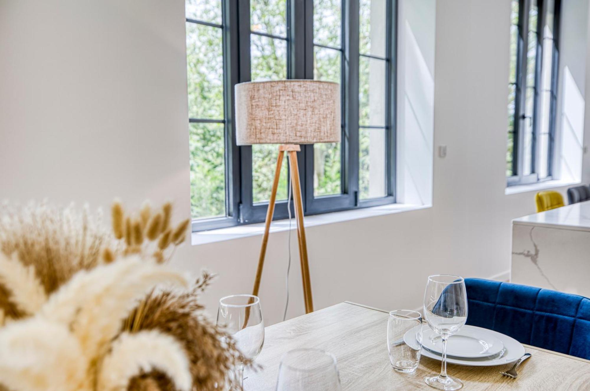 1 - Grand Appartement Spacieux Dans Un Chateau Du 17Eme Siecle, A 15Min De Lyon Vourles Luaran gambar