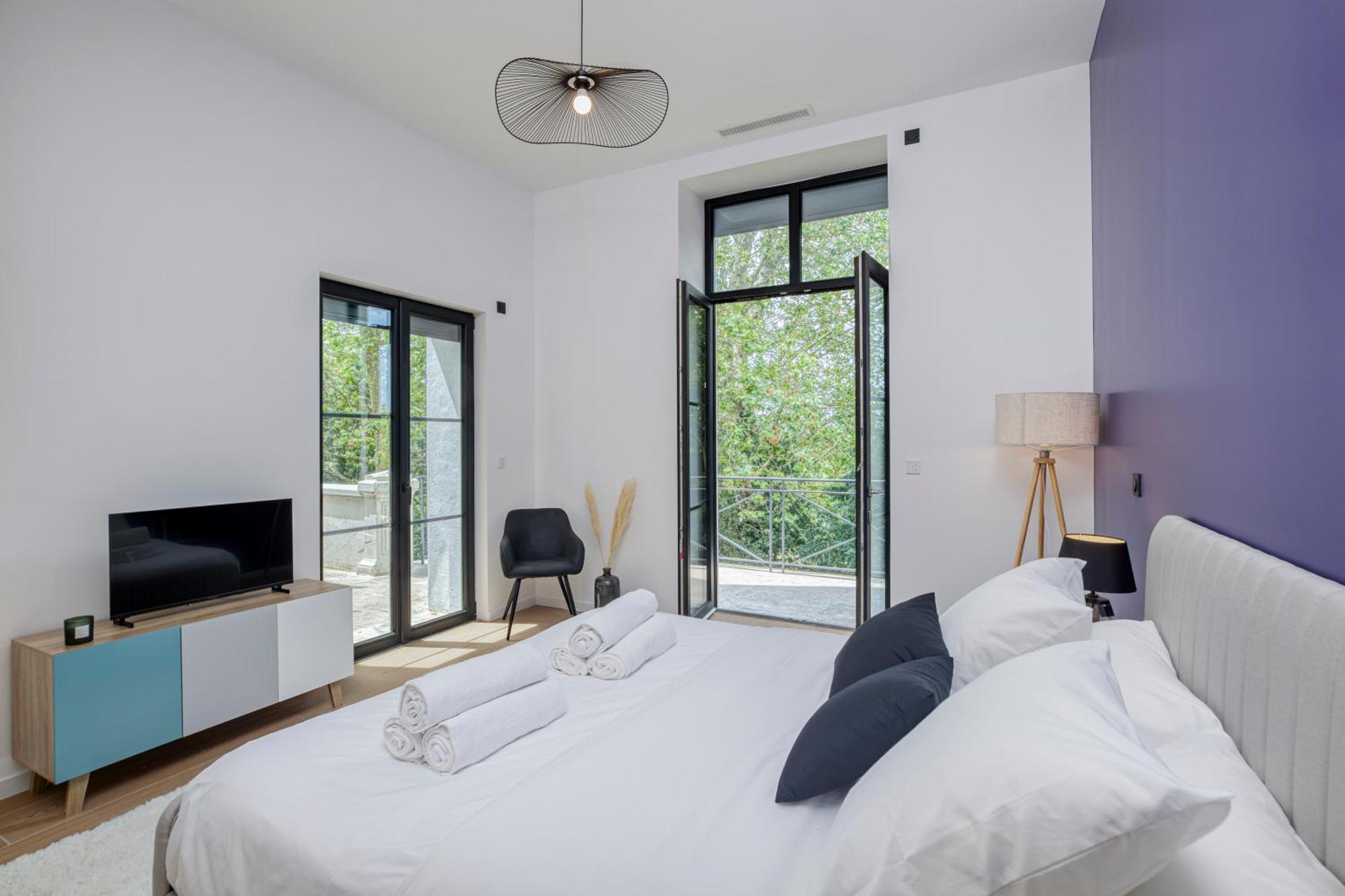 1 - Grand Appartement Spacieux Dans Un Chateau Du 17Eme Siecle, A 15Min De Lyon Vourles Luaran gambar